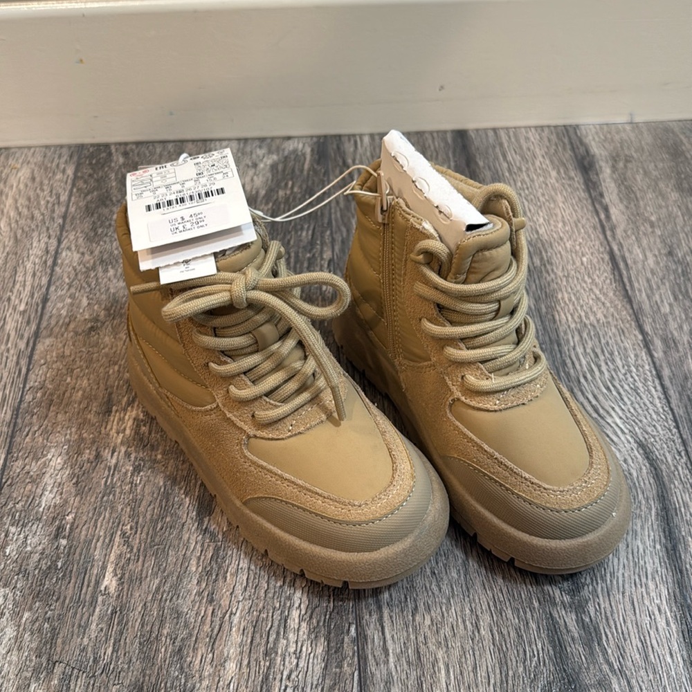 Zara lace up padded boots sneakers size 25 US 9 toddler boy new
